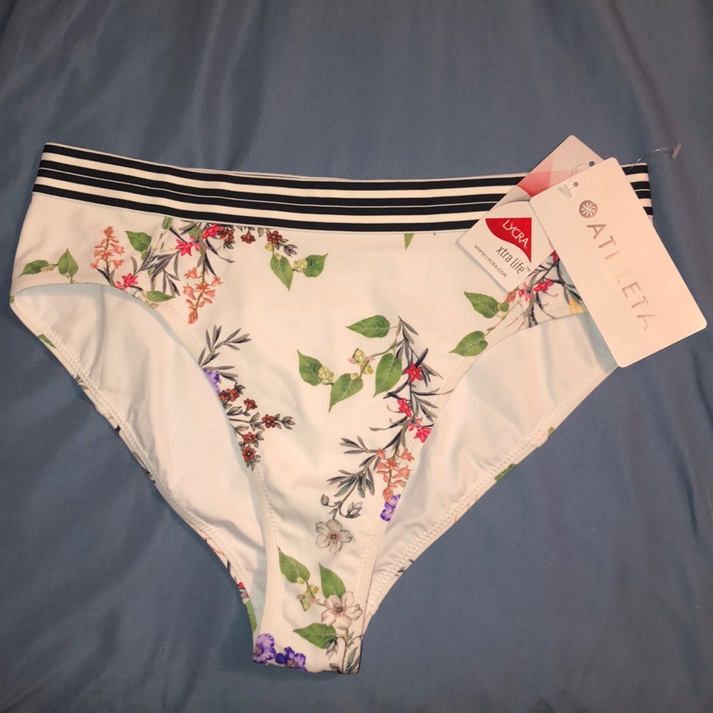 Size M Athleta Gold Coast Floral Bottom Bikini💚